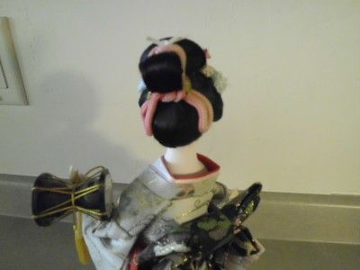 Vintage Japanese Geisha Doll Nice Condition Porcelein / gofun face 